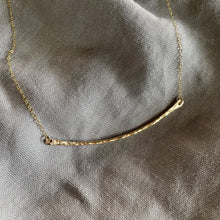Load image into Gallery viewer, Bay Necklace | Gold