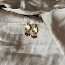 Load image into Gallery viewer, Rustica Earrings | Garnet &amp; Gold