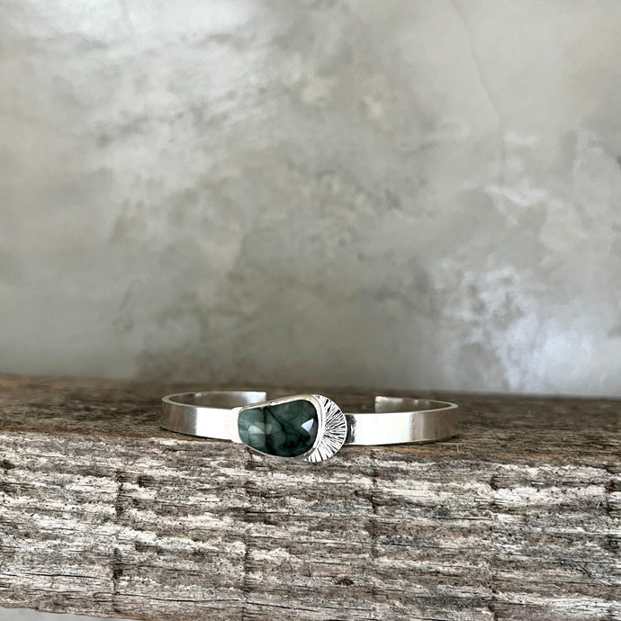 Early Light Cuff 2.0 | Emerald