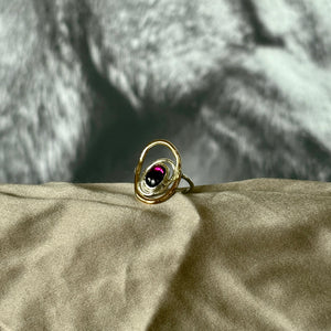 Oyster Ring | Garnet | size 5+