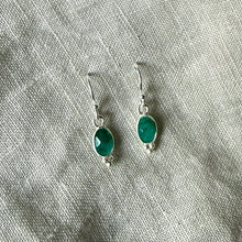 Load image into Gallery viewer, Lūma Earrings | Emerald &amp; Silver