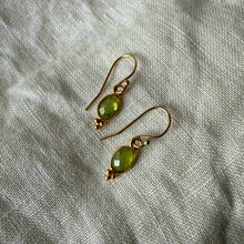 Load image into Gallery viewer, Lūma Earrings | Peridot &amp; Gold