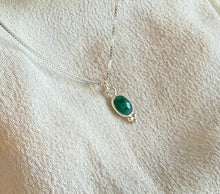 Load image into Gallery viewer, Lūma Necklace | Emerald &amp; Silver