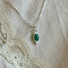 Load image into Gallery viewer, Lūma Necklace | Emerald &amp; Silver