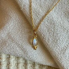 Load image into Gallery viewer, Lūma Necklace | Rainbow Moonstone &amp; Gold