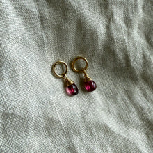 Load image into Gallery viewer, Kai Earrings | Garnet