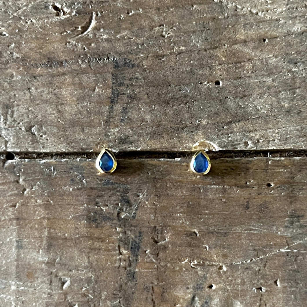 Joy Studs | Sapphire