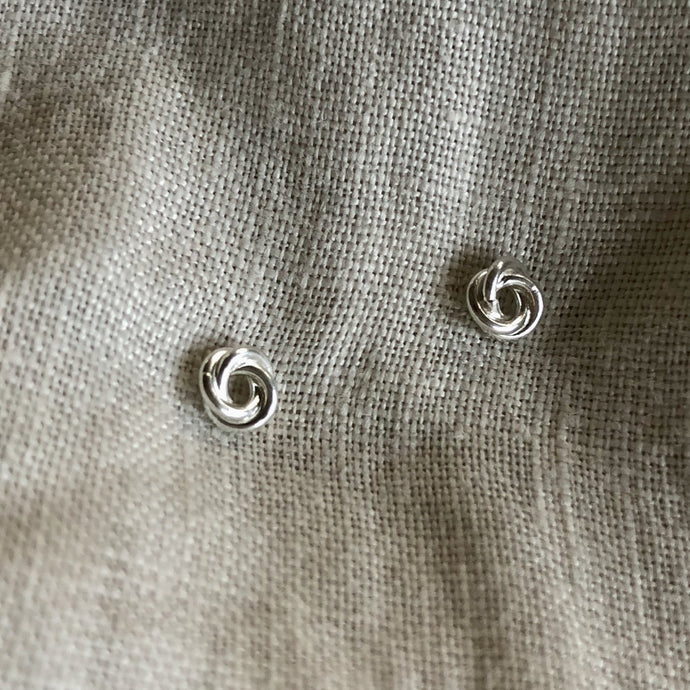 Love Knot Studs | Silver