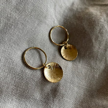 Load image into Gallery viewer, Sol Earrings | Gold