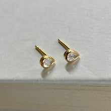 Load image into Gallery viewer, Joy Studs | Quartz Crystal &amp; Gold